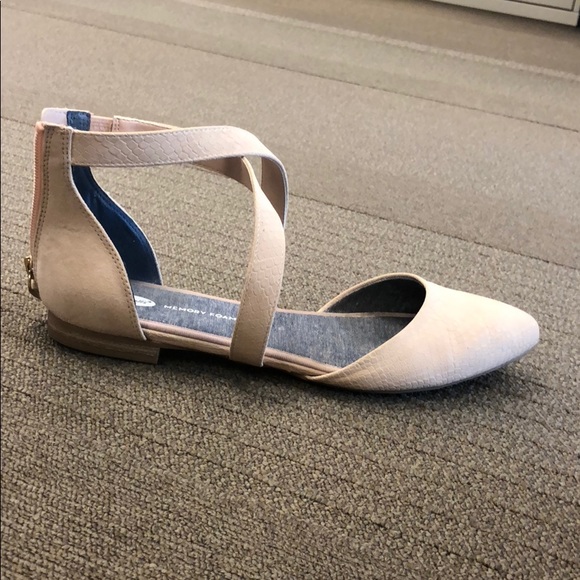 Shoes - Picture 2 of 2